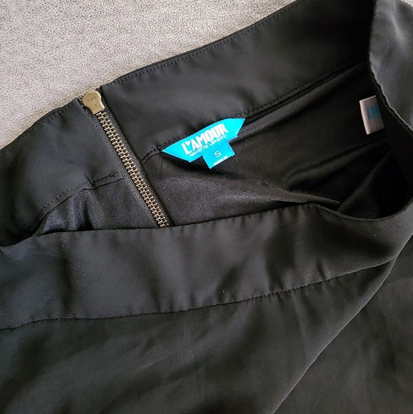 L'Amour Hi-Low Sheer Skirt - Picture 4 of 4